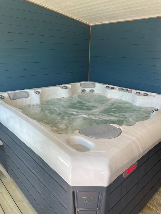 Вілла Trzy Rybki - Belona Dom Z Basenem I Jacuzzi Пуцьк Екстер'єр фото